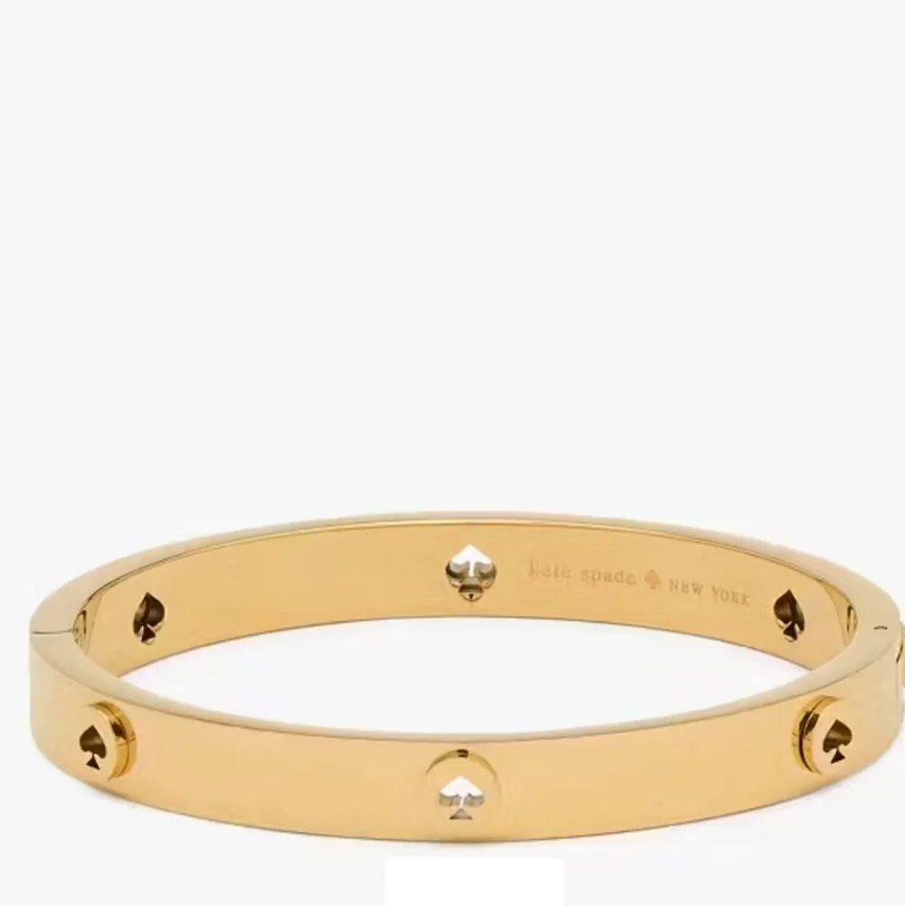 💛🔹️Kate Spade🔹️ Spot the Spade Studded Gold Hinge Bangle Bracelet